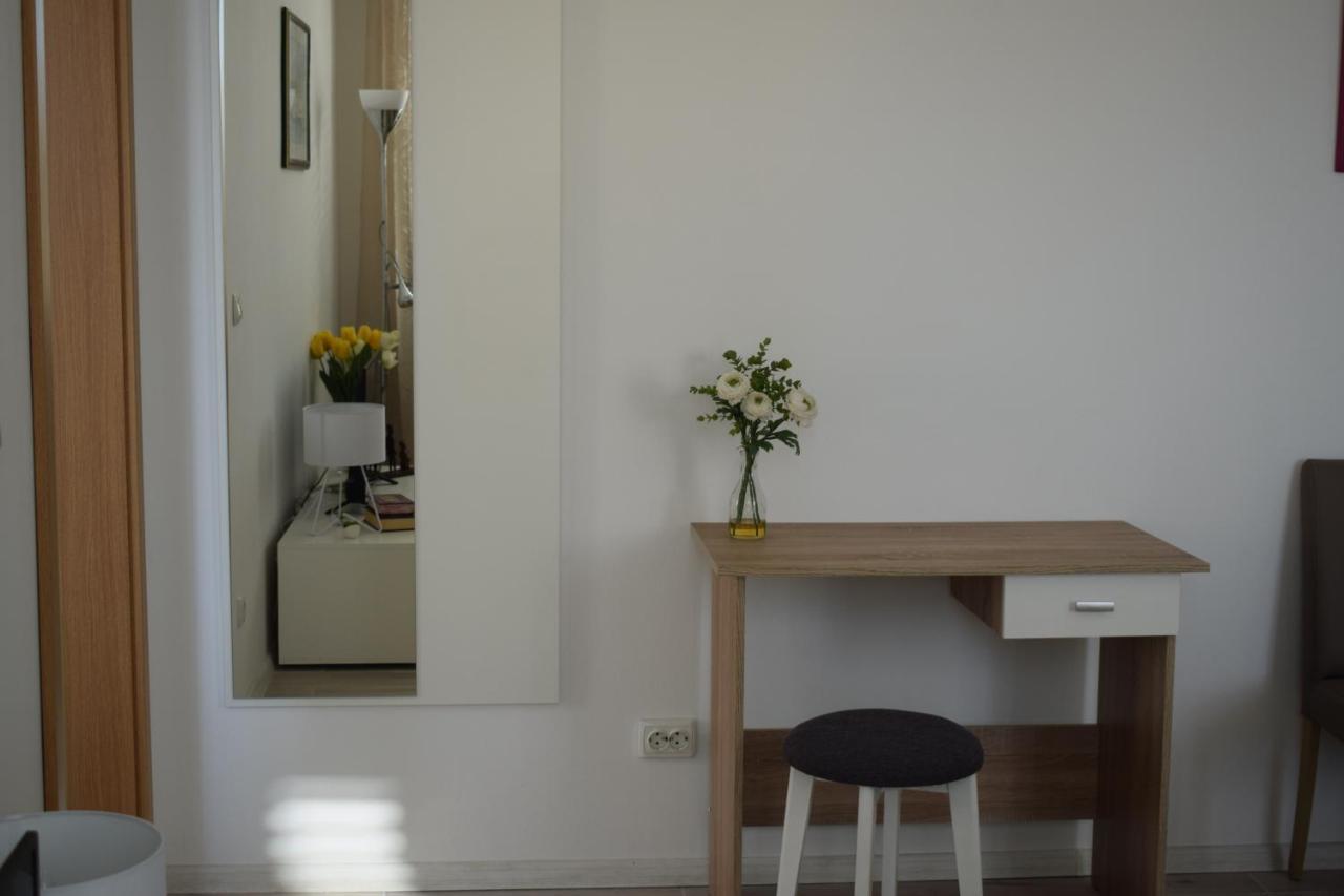 Apartamento Optimist Makarska Town Center Exterior foto