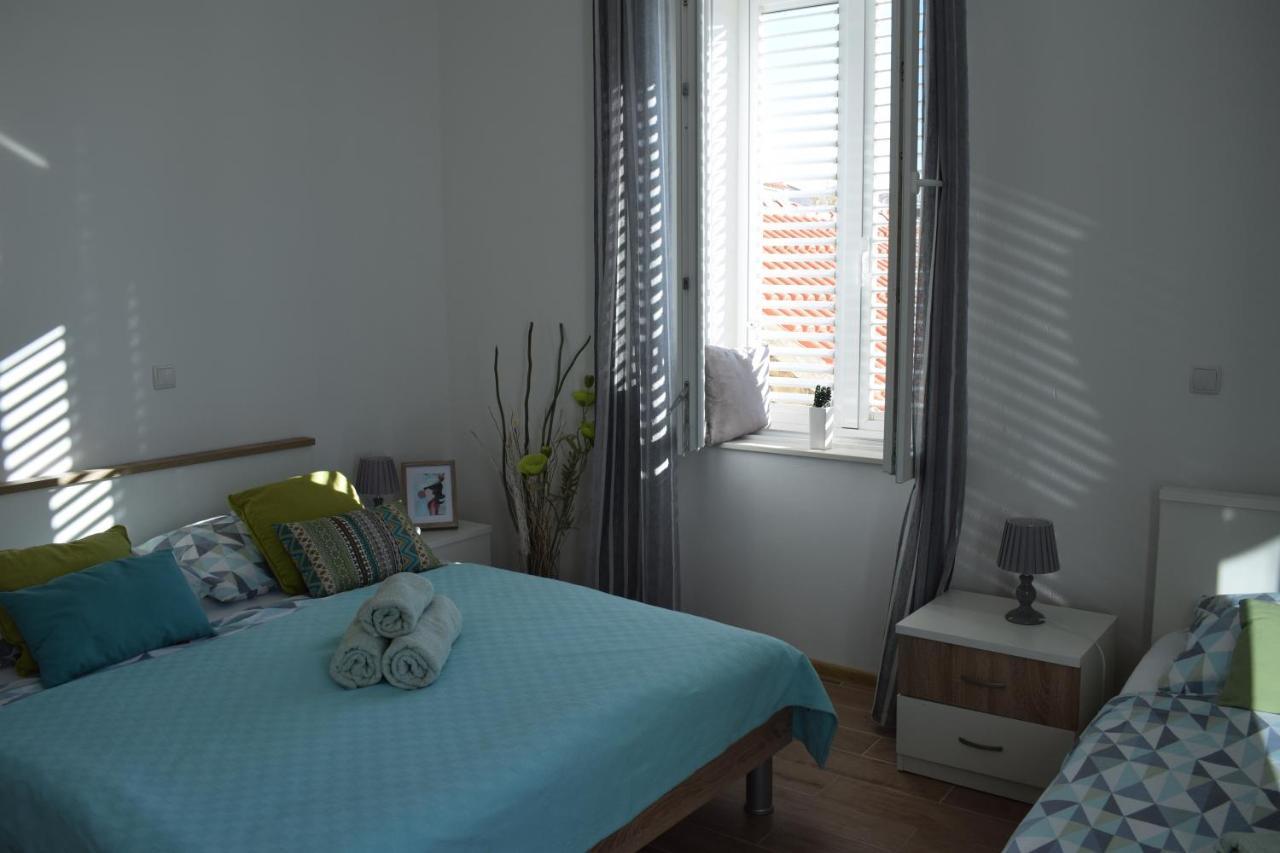 Apartamento Optimist Makarska Town Center Exterior foto