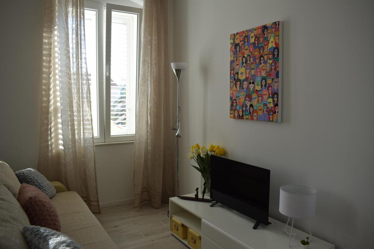 Apartamento Optimist Makarska Town Center Exterior foto