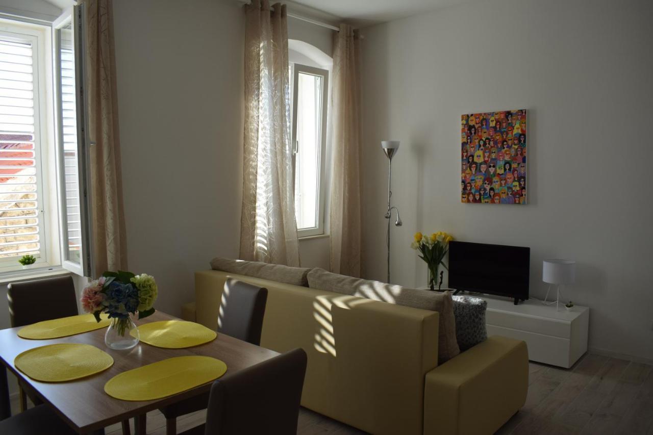 Apartamento Optimist Makarska Town Center Exterior foto