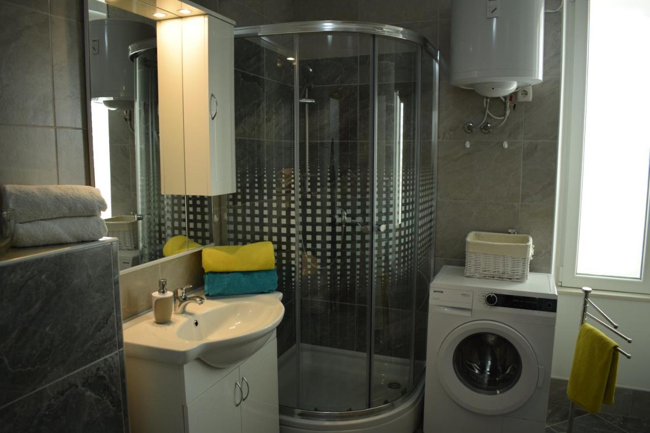 Apartamento Optimist Makarska Town Center Exterior foto