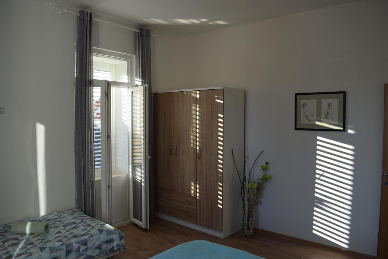 Apartamento Optimist Makarska Town Center Exterior foto