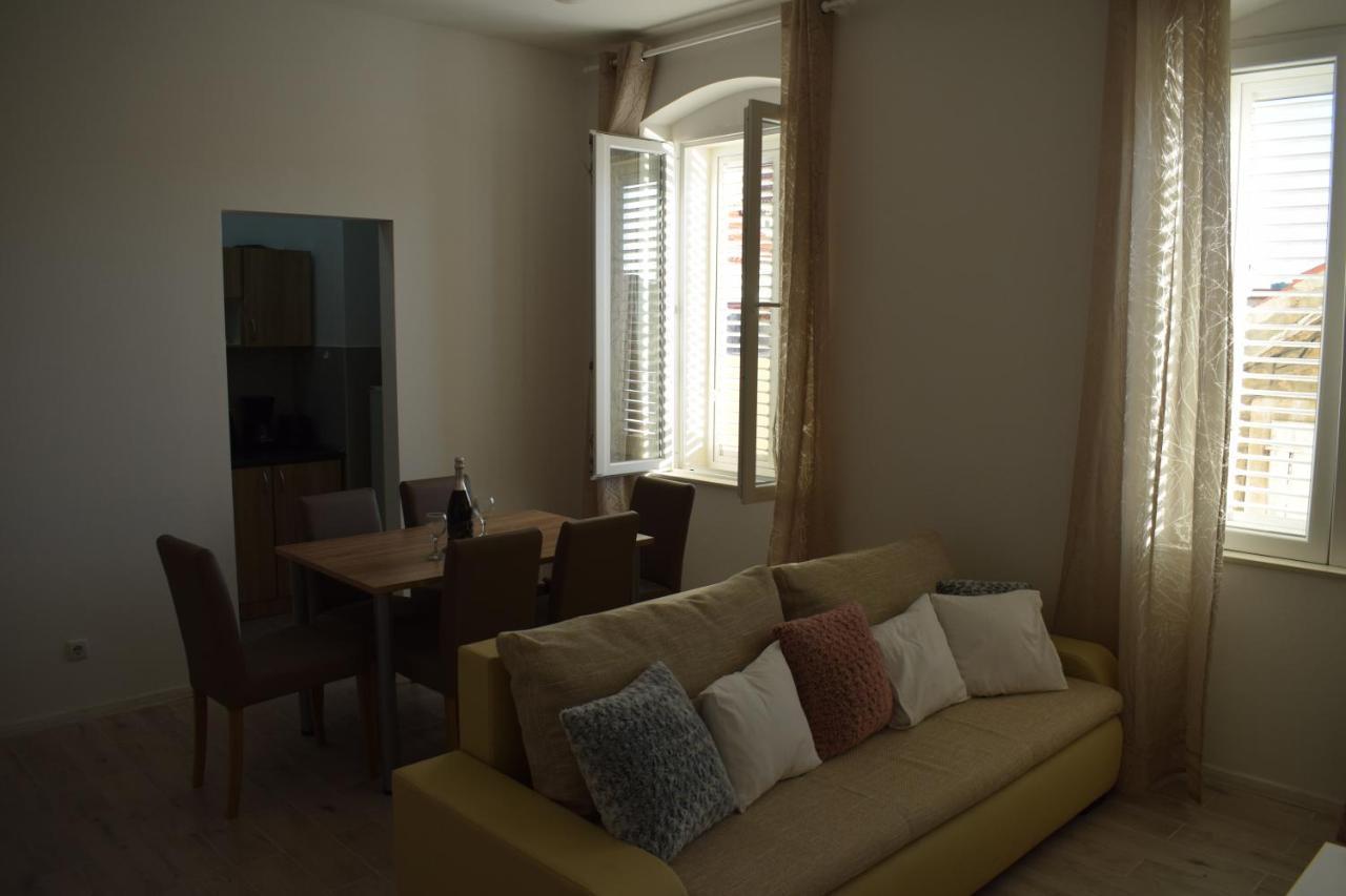 Apartamento Optimist Makarska Town Center Exterior foto