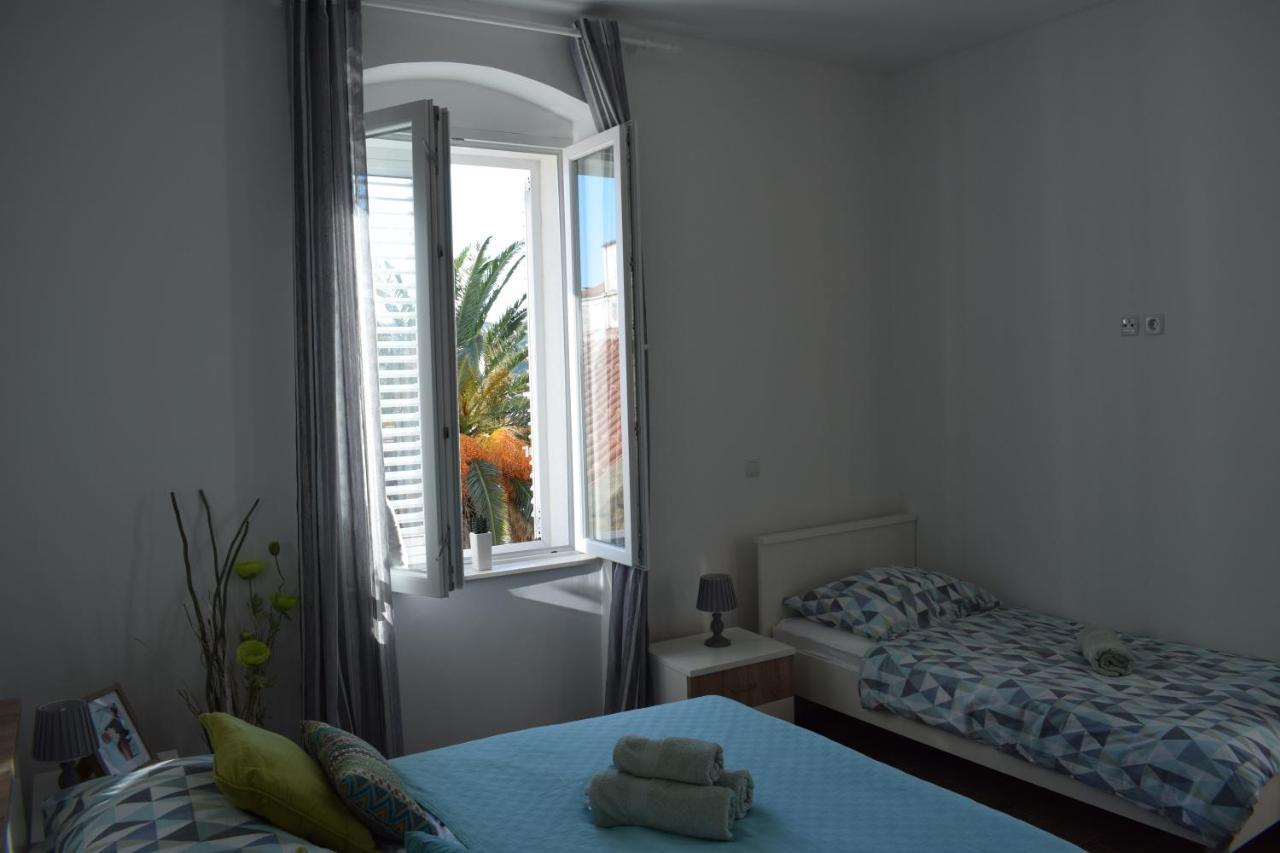 Apartamento Optimist Makarska Town Center Exterior foto